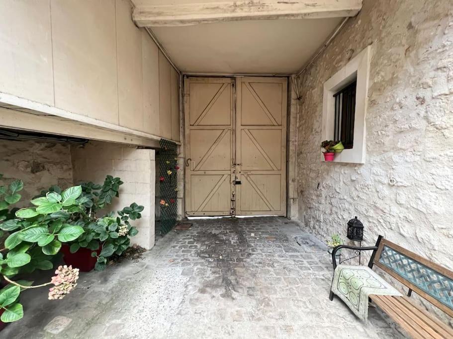 Le Petit Nid A 2 Min Gare / Centre Meulan Apartment Ngoại thất bức ảnh